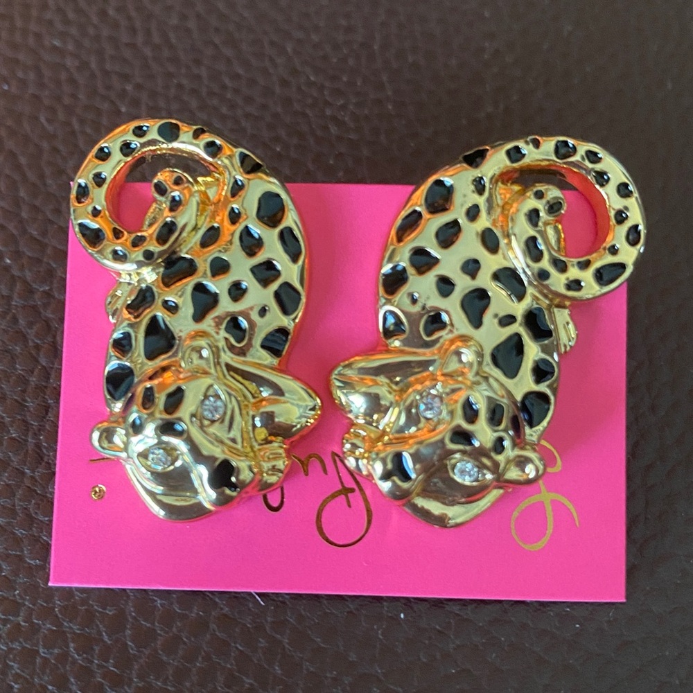 Lilly Pulitzer cheetah earrings